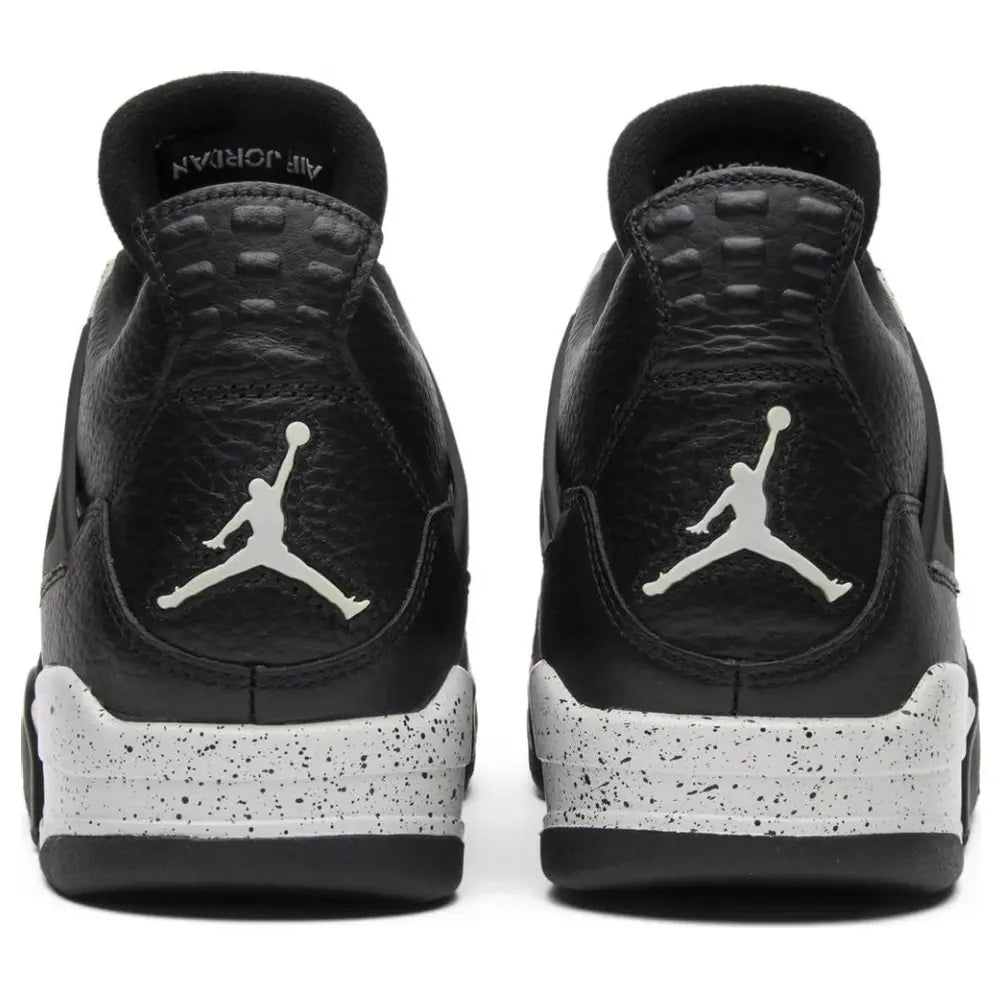 Jordan 4 Retro Oreo 2015 - Rear View