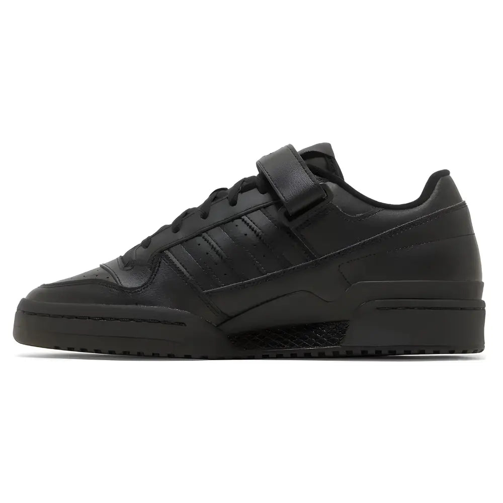 Adidas Forum Low Triple Black ADIDAS