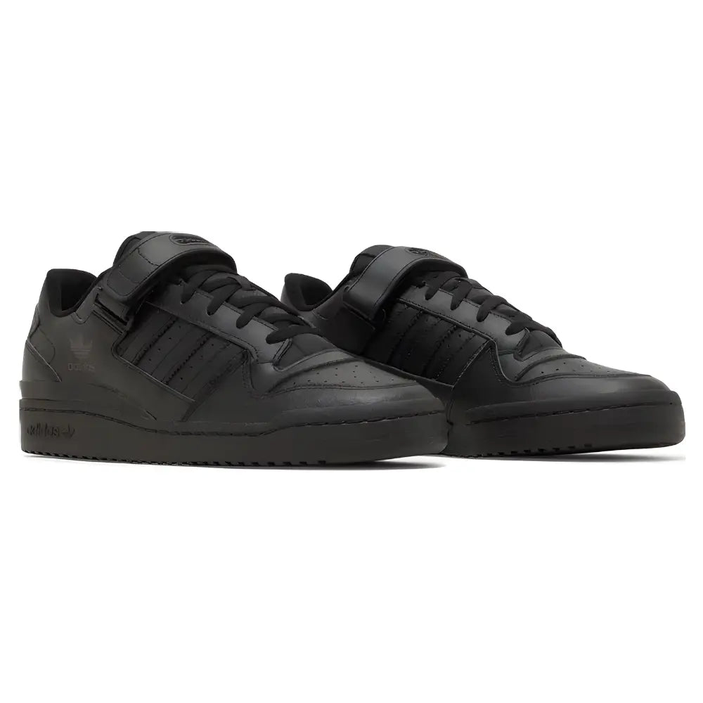 Adidas Forum Low Triple Black 3