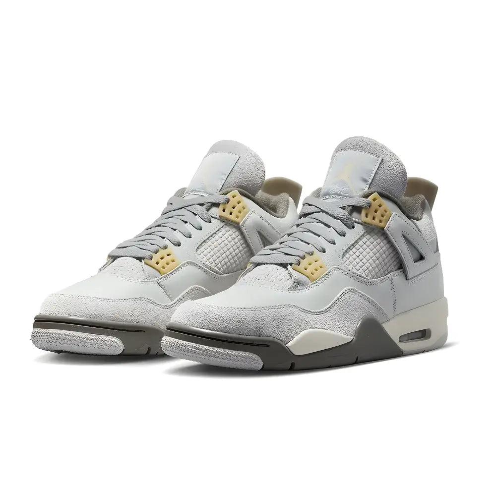 Jordan 4 Retro SE Craft Photon Dust 3