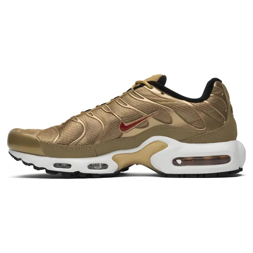 Nike Air Max Plus Metallic Gold 2