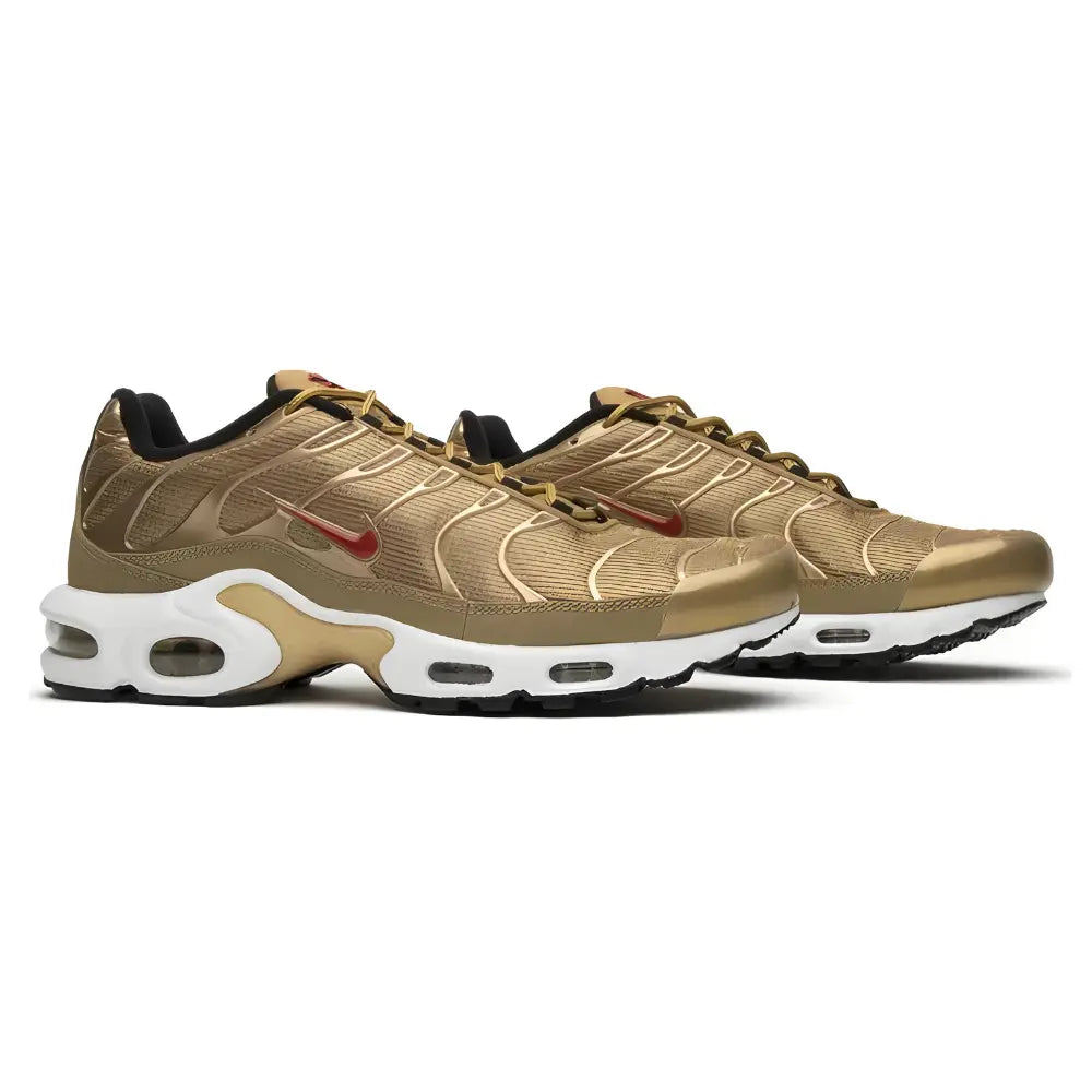 Nike Air Max Plus Metallic Gold 3