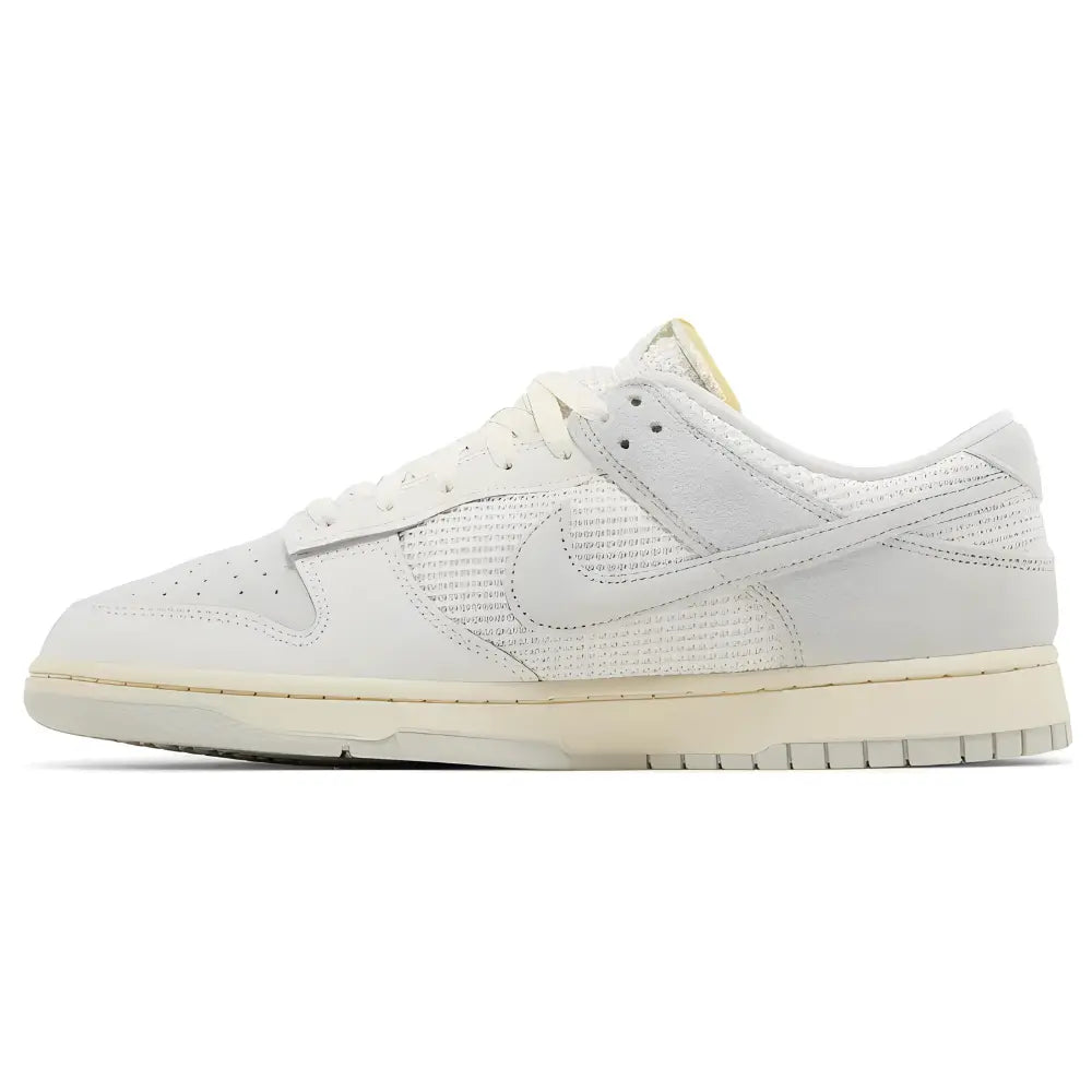 Nike Dunk Low Phantom Light Blue, Sail And Gold 2