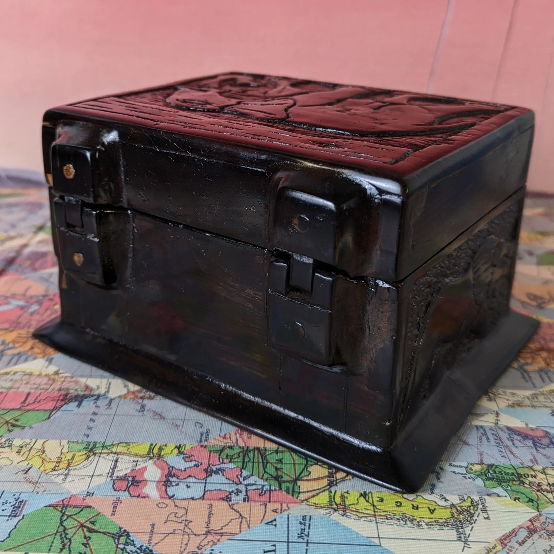 African Wooden Animal Carved Storage Box 6