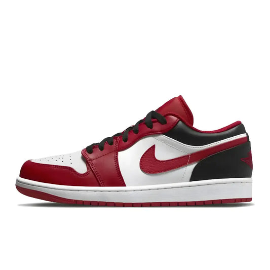 Jordan 1 Low Bulls JORDAN