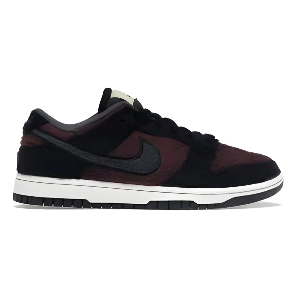 Nike Dunk Low Se Fleece Pack Burgundy Crush - Side Image