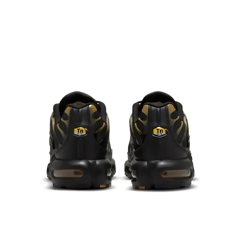 Nike sneakers Air Max Plus Cordura Black - Rear Image