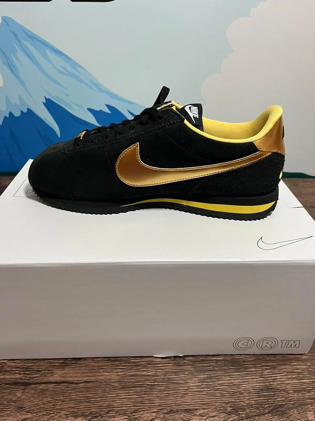 Nike Cortez By You Black And Gold NIKE